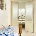 Roncella E La Sua Storia Centro Storico Apartman Gallipoli