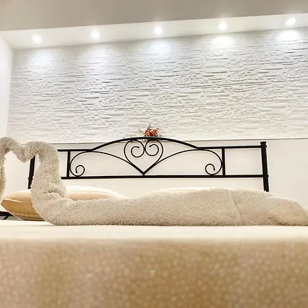 Roncella E La Sua Storia Centro Storico Apartmán *